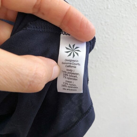 ATHLETA Sleeveless Mesh Tank Top Medium Size - Picture 7 of 9